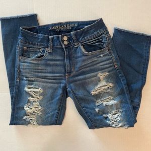 American Eagle Artist Crop Distressed Jeans